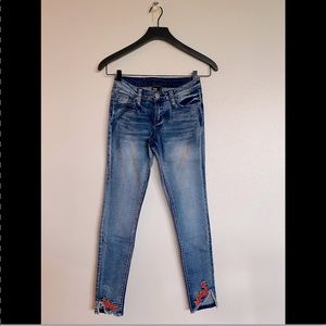 Rampage Rose Detail Denim